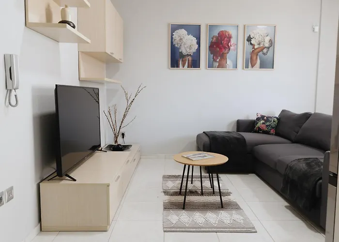 Faros Flat